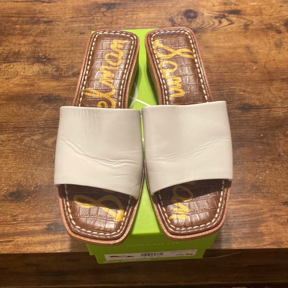 Sam Edelman White and Tan Slide Sandals